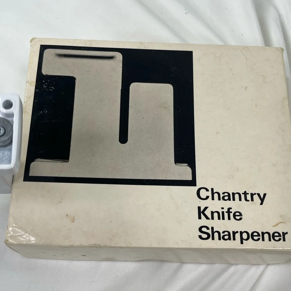 Vintage Chantry White Pull Thru Knife Sharpener